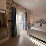 Mavi Alaçatı