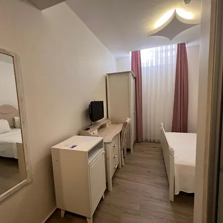 Mavi Hotel Alaçatı