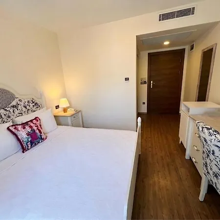 Mavi Hotel Alaçatı