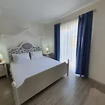 Mavi Hotel