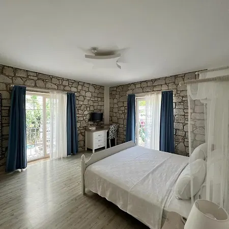 Mavi * Alaçatı