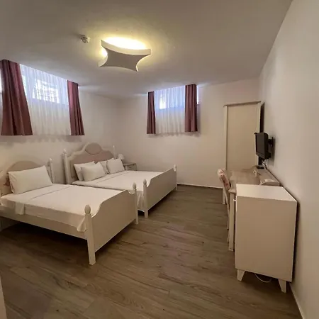Mavi Hotel