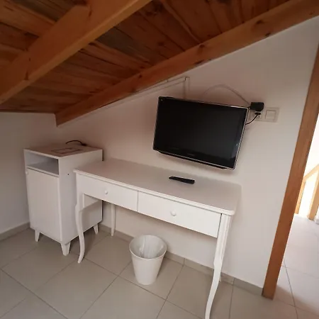 Mavi Hotel